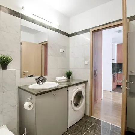 Apartmán Standard By Hi5 - Kazinczy Street Budapešť
