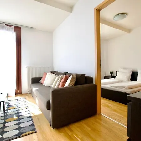 Standard By Hi5 - Kazinczy Street * Budapest